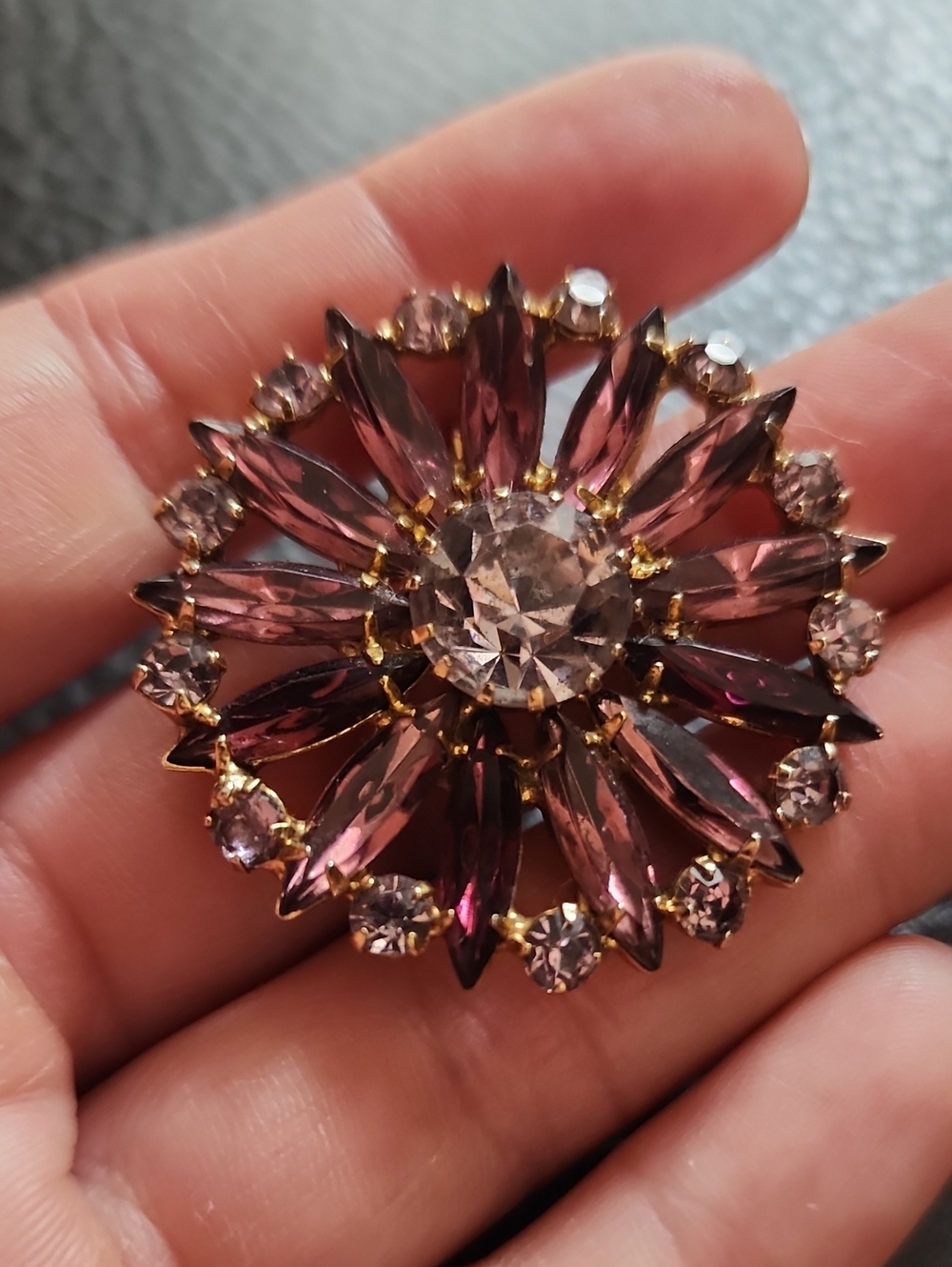 Vintage Purple Crystal Flower Brooch - Picture 5 of 8